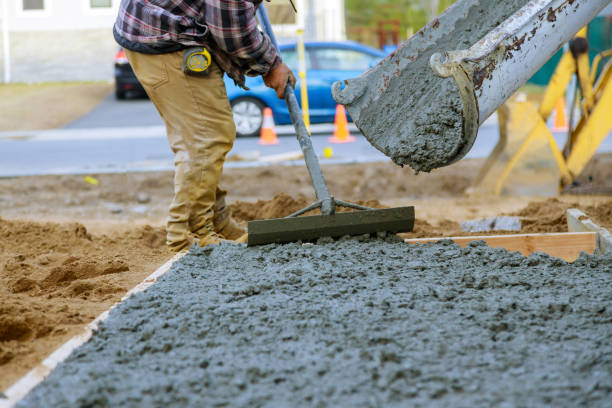 Best Commercial Concrete Contractor  in Shepherdsville, KY